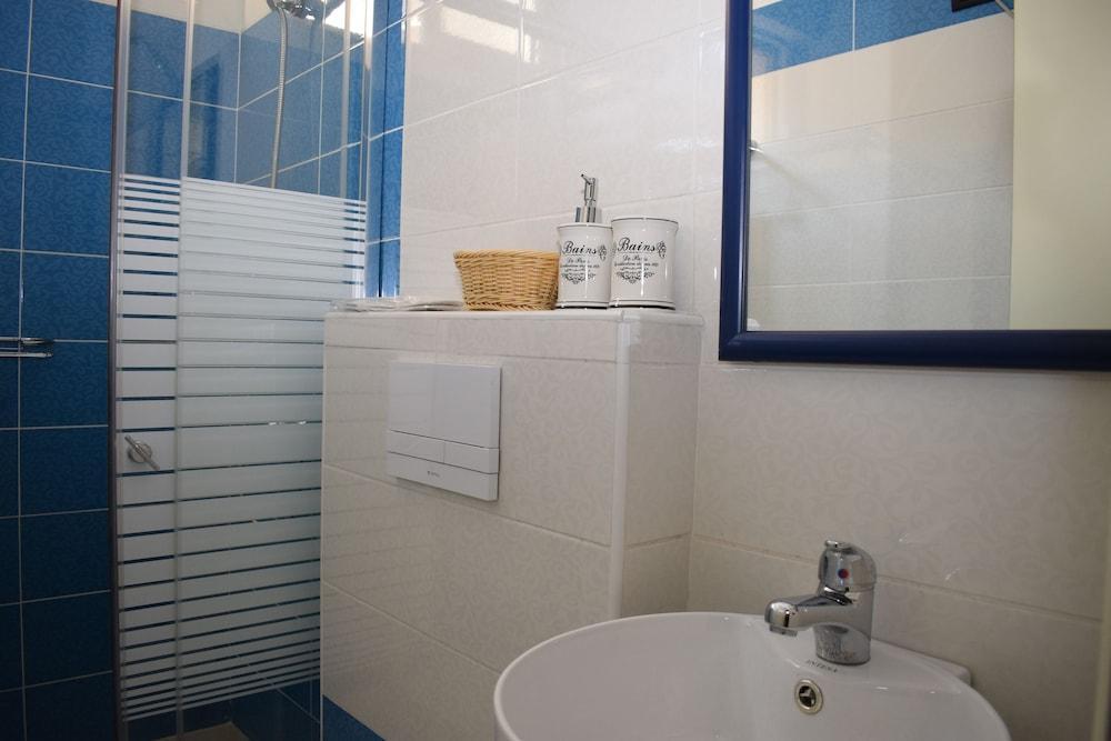 Royal Vila Hotel Tiranë Ngoại thất bức ảnh