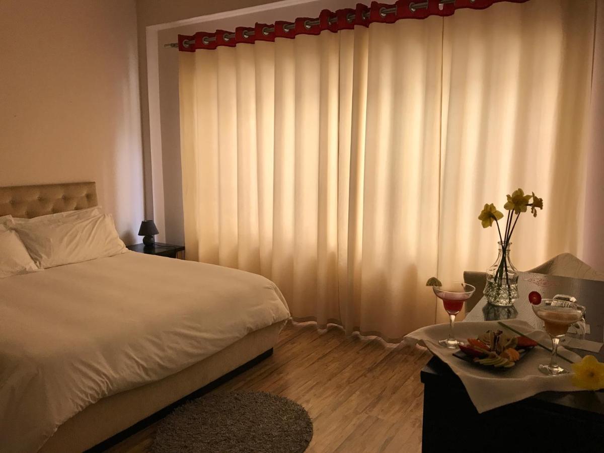 Royal Vila Hotel Tiranë Ngoại thất bức ảnh
