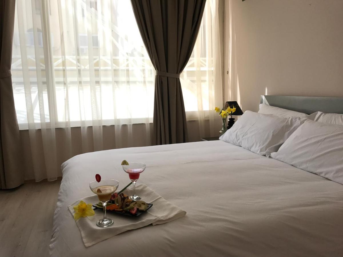 Royal Vila Hotel Tiranë Ngoại thất bức ảnh