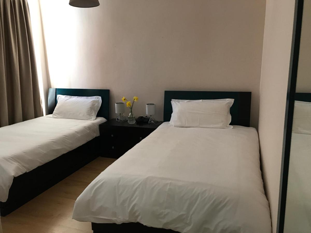 Royal Vila Hotel Tiranë Ngoại thất bức ảnh